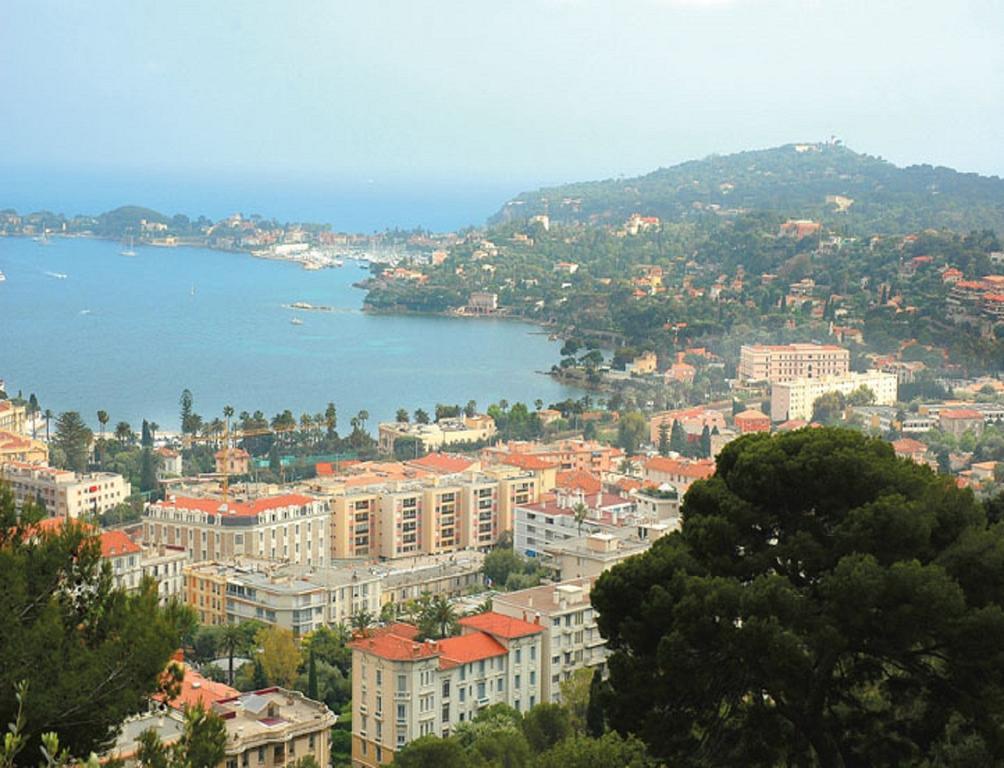Ibis Styles Beaulieu Sur Mer Exterior foto